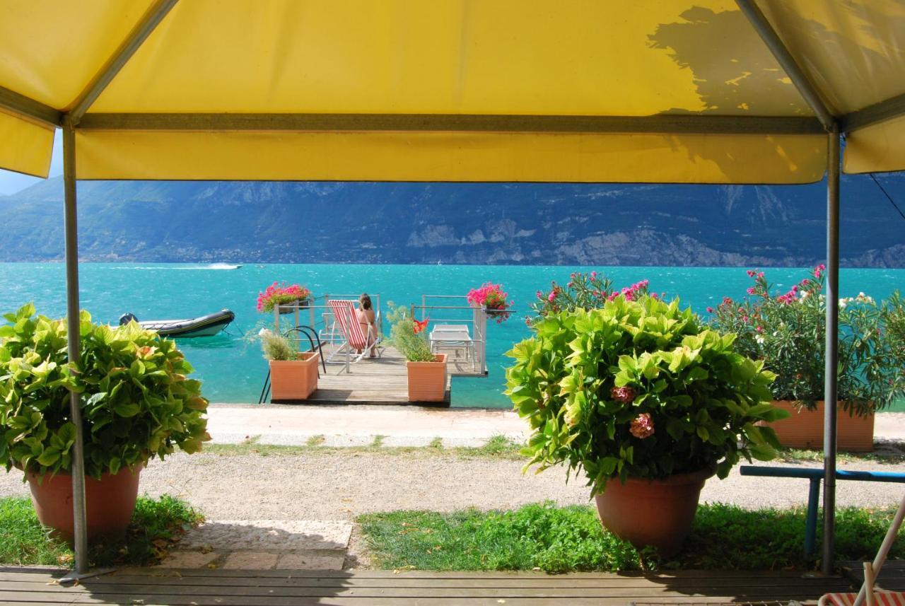 La Caletta Hotel Bolognese Бренцоне-суль-Гарда Екстер'єр фото
