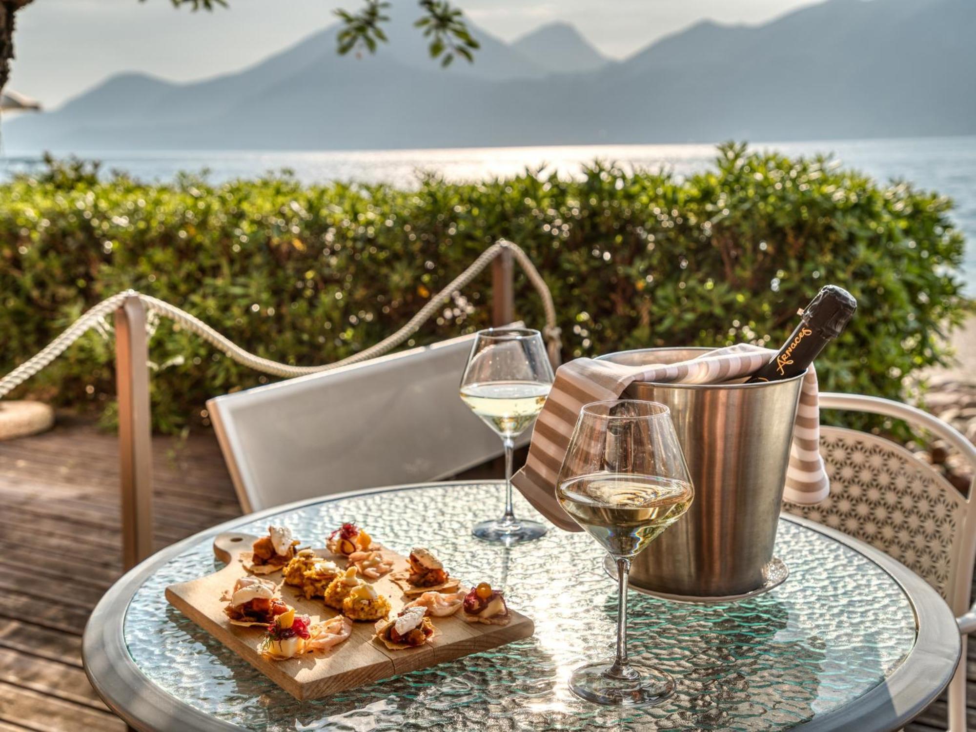 La Caletta Hotel Bolognese Бренцоне-суль-Гарда Екстер'єр фото