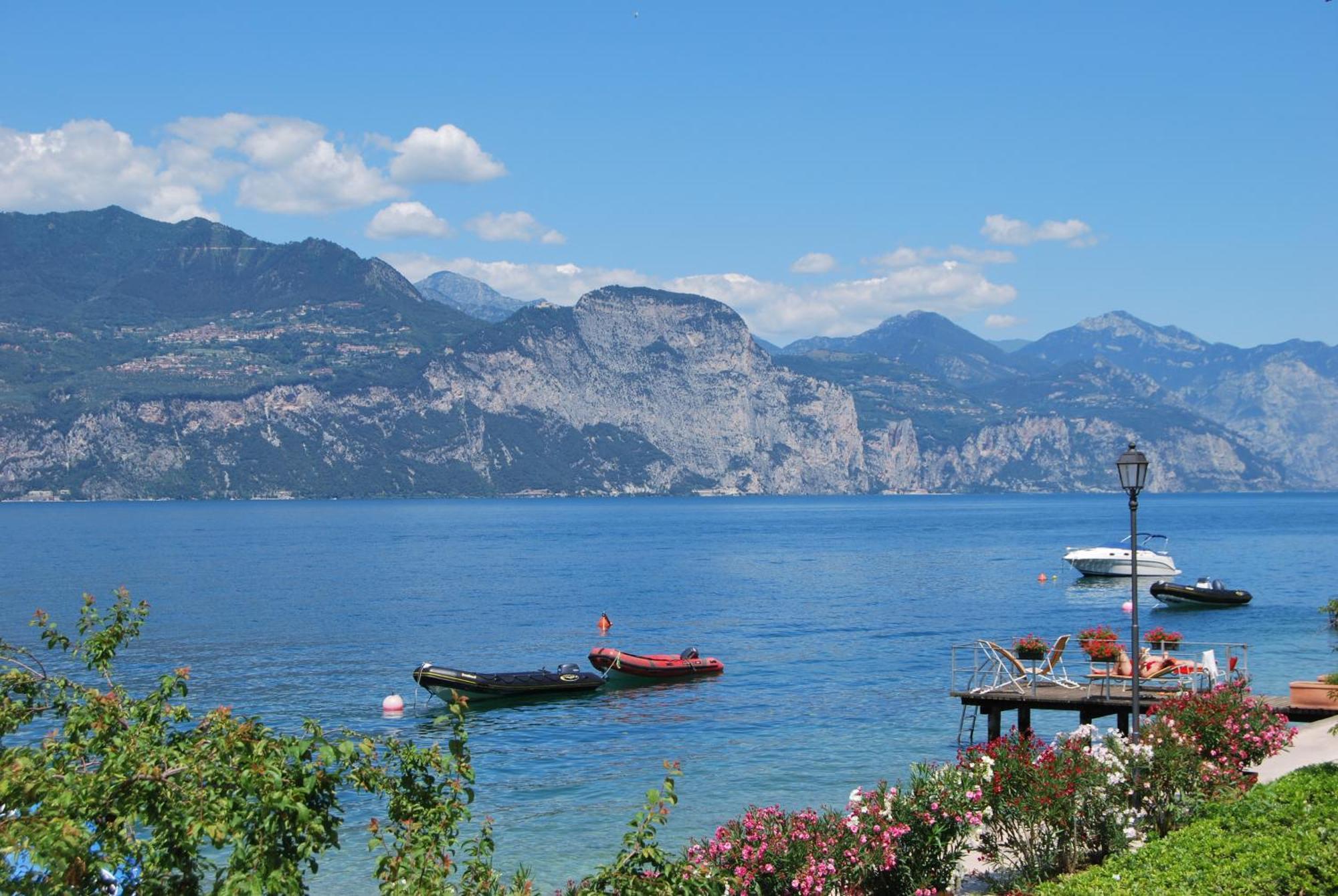 La Caletta Hotel Bolognese Бренцоне-суль-Гарда Екстер'єр фото