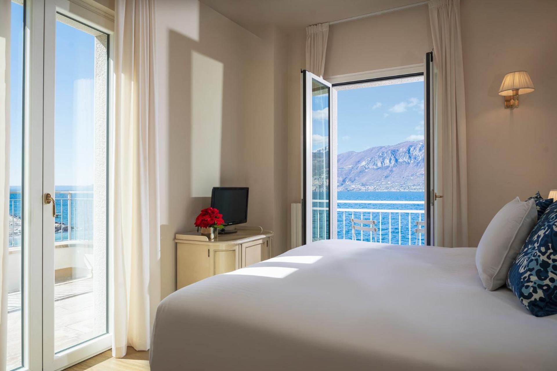 La Caletta Hotel Bolognese Бренцоне-суль-Гарда Екстер'єр фото