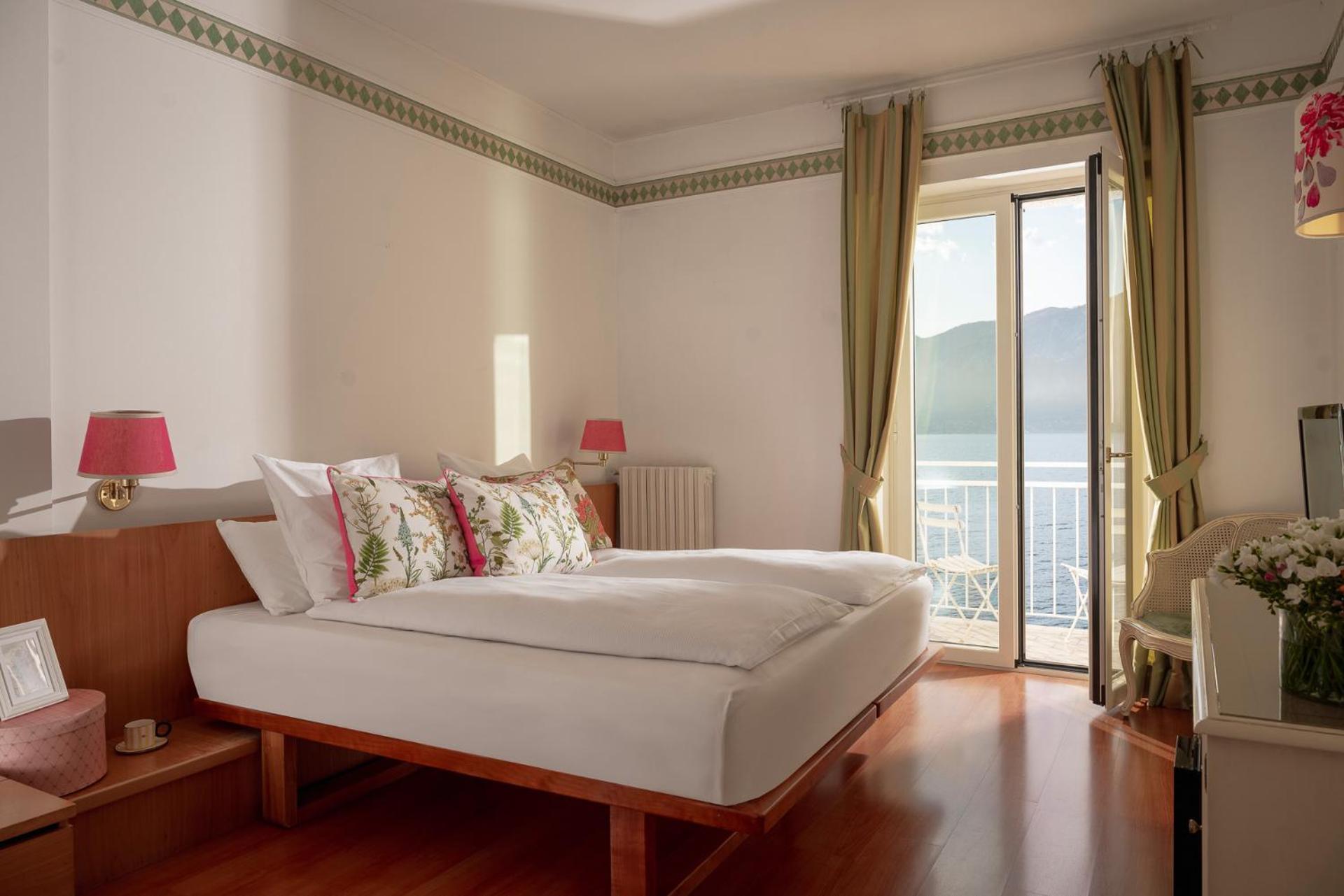 La Caletta Hotel Bolognese Бренцоне-суль-Гарда Екстер'єр фото