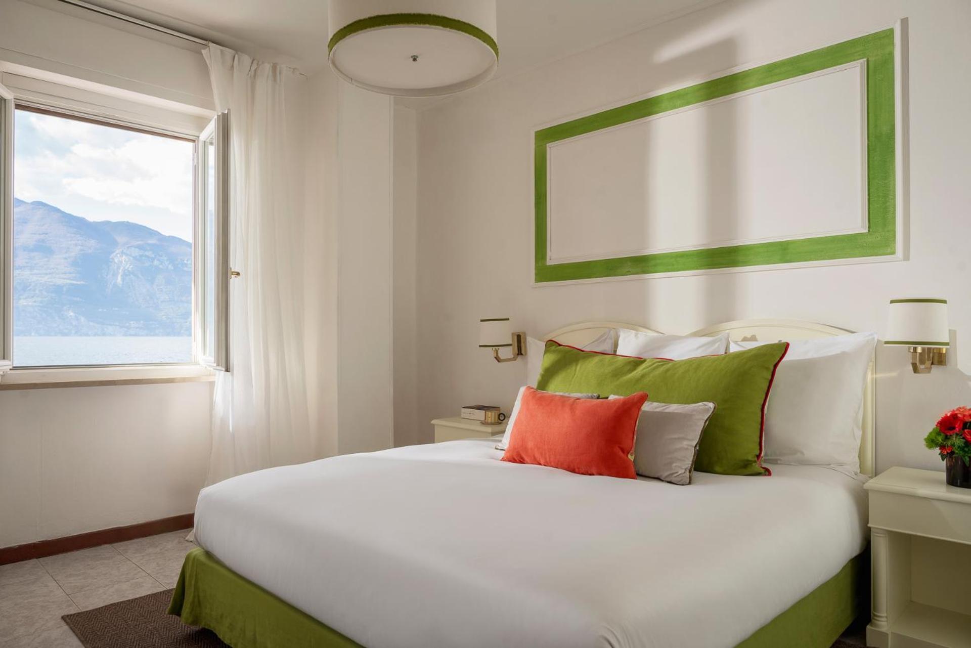 La Caletta Hotel Bolognese Бренцоне-суль-Гарда Екстер'єр фото