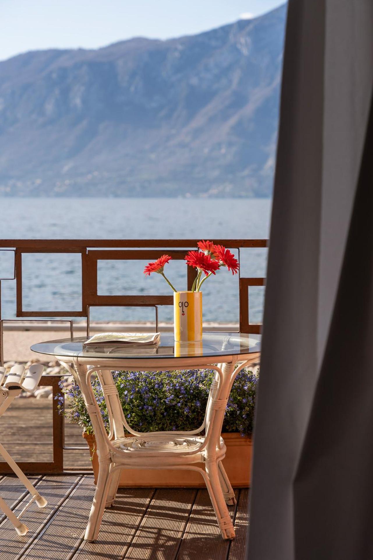 La Caletta Hotel Bolognese Бренцоне-суль-Гарда Екстер'єр фото